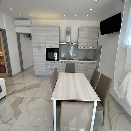 Διαμέρισμα Ferienwohnung Fuer 8 Personen Ca 60 M In Bibione, Venetien Provinz Venedig *